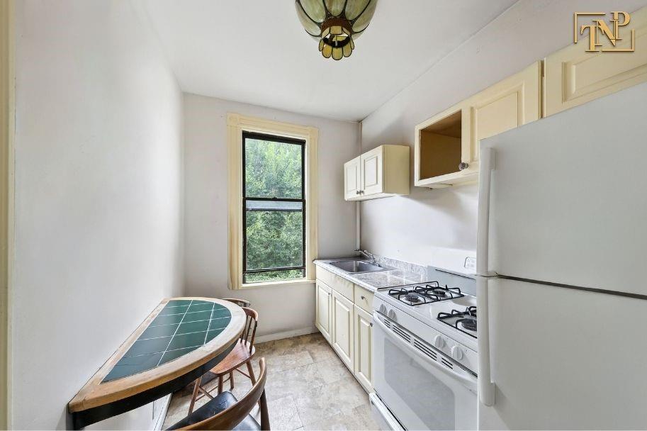 353 54th Street Sunset Park Brooklyn NY 11220