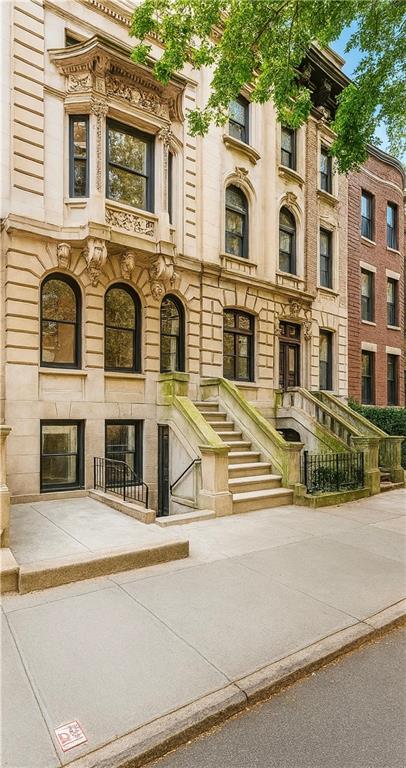 123 8th Avenue Park Slope Brooklyn NY 11215