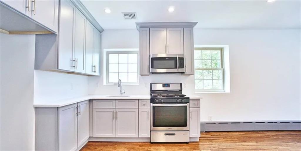 3020 Richmond Terrace Mariner's Harbor Staten Island NY 10303