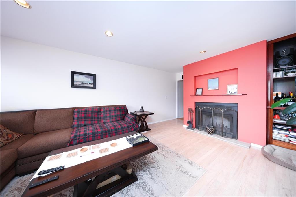 41 Lincoln Avenue Midland Beach Staten Island NY 10306
