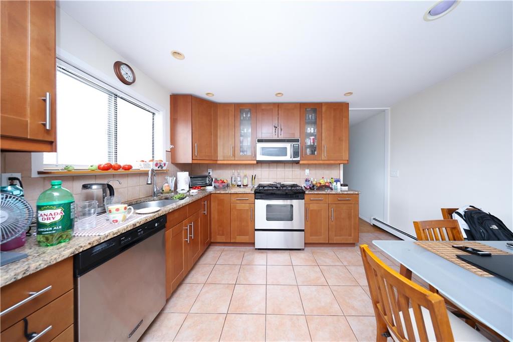 41 Lincoln Avenue Midland Beach Staten Island NY 10306