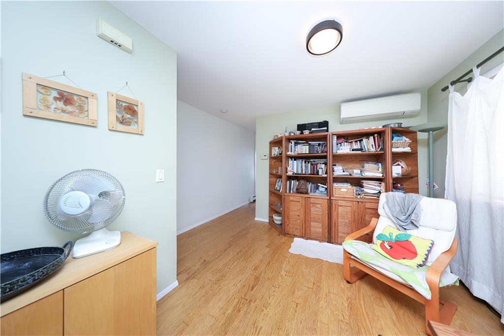 41 Lincoln Avenue Midland Beach Staten Island NY 10306