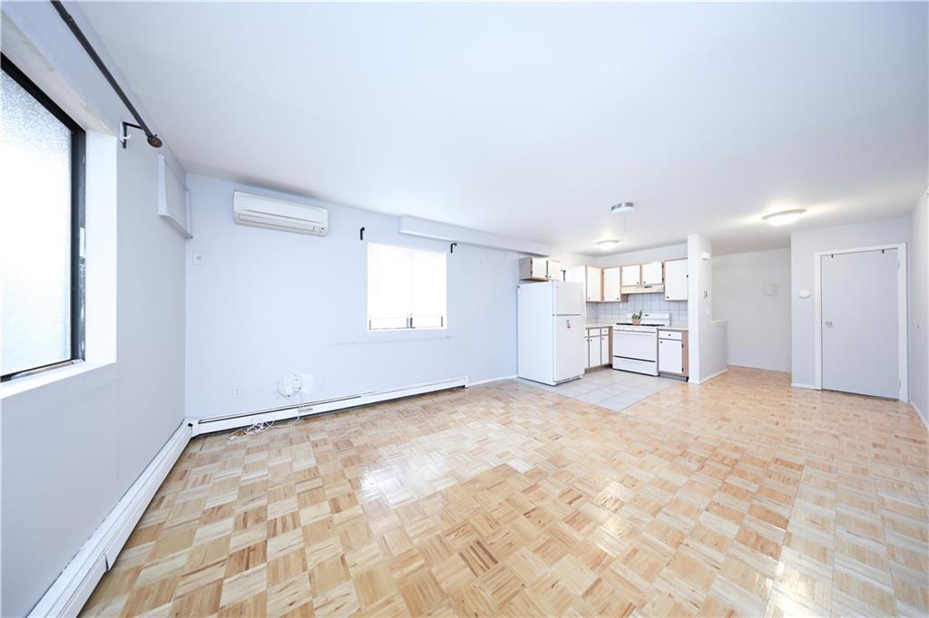 41 Lincoln Avenue Midland Beach Staten Island NY 10306