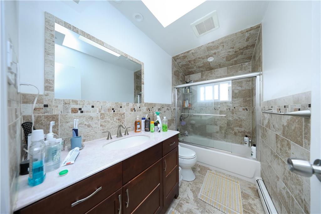 41 Lincoln Avenue Midland Beach Staten Island NY 10306