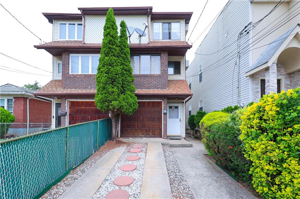 41 Lincoln Avenue Midland Beach Staten Island NY 10306