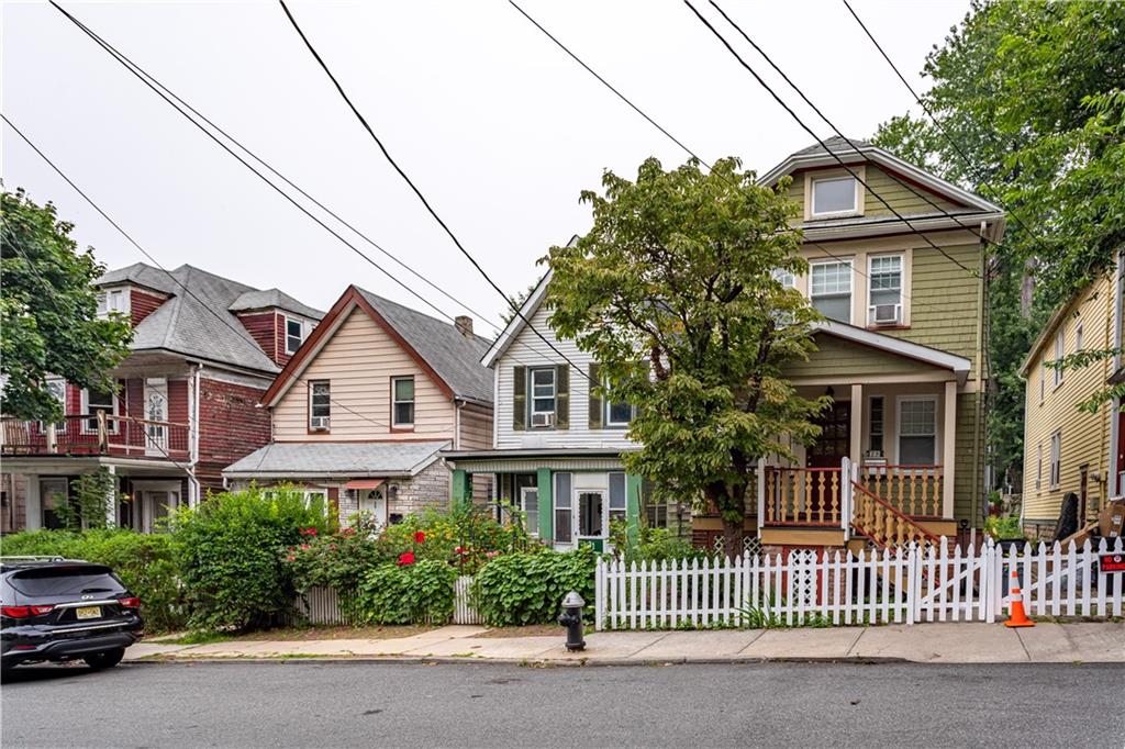 31 Crescent Avenue St. George Staten Island NY 10301