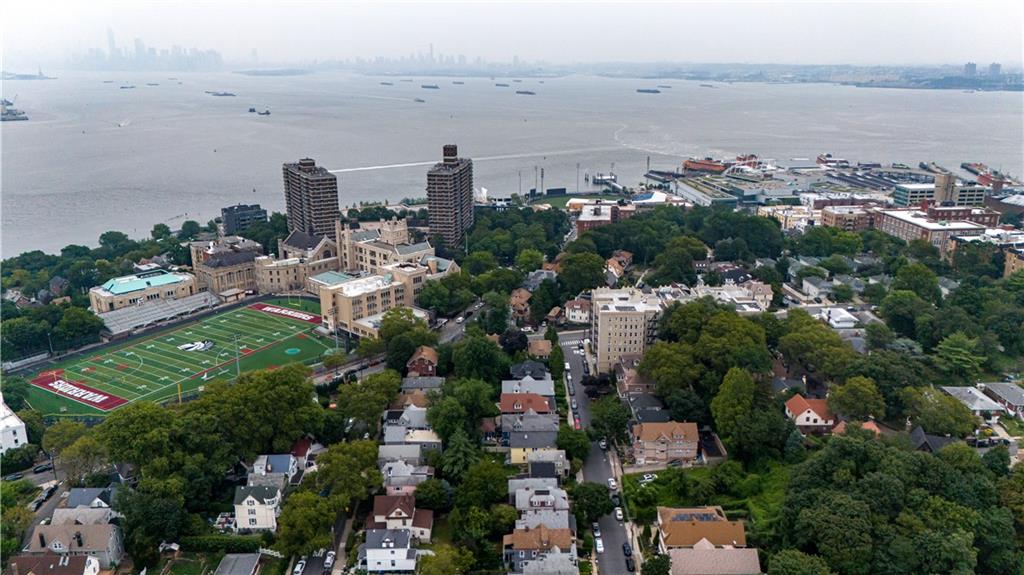 31 Crescent Avenue St. George Staten Island NY 10301