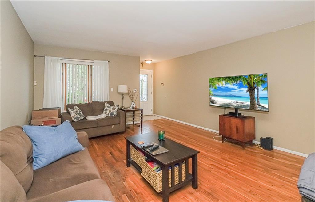 12 Benton Court Bay Terrace Staten Island NY 10306