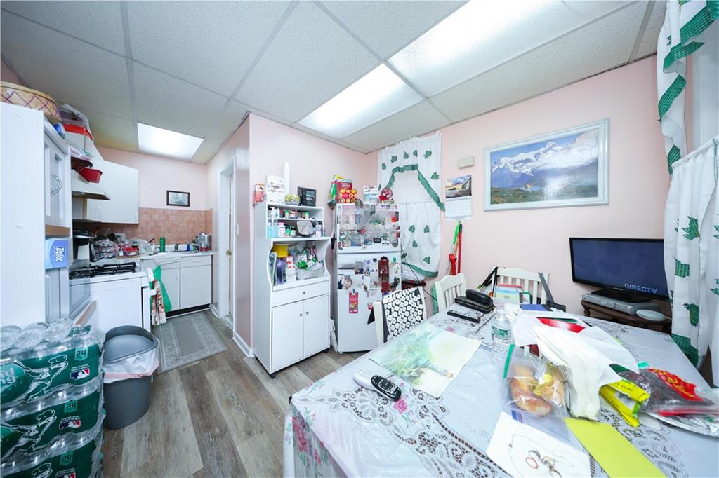 273 Clifton Avenue Rosebank Staten Island NY 10305