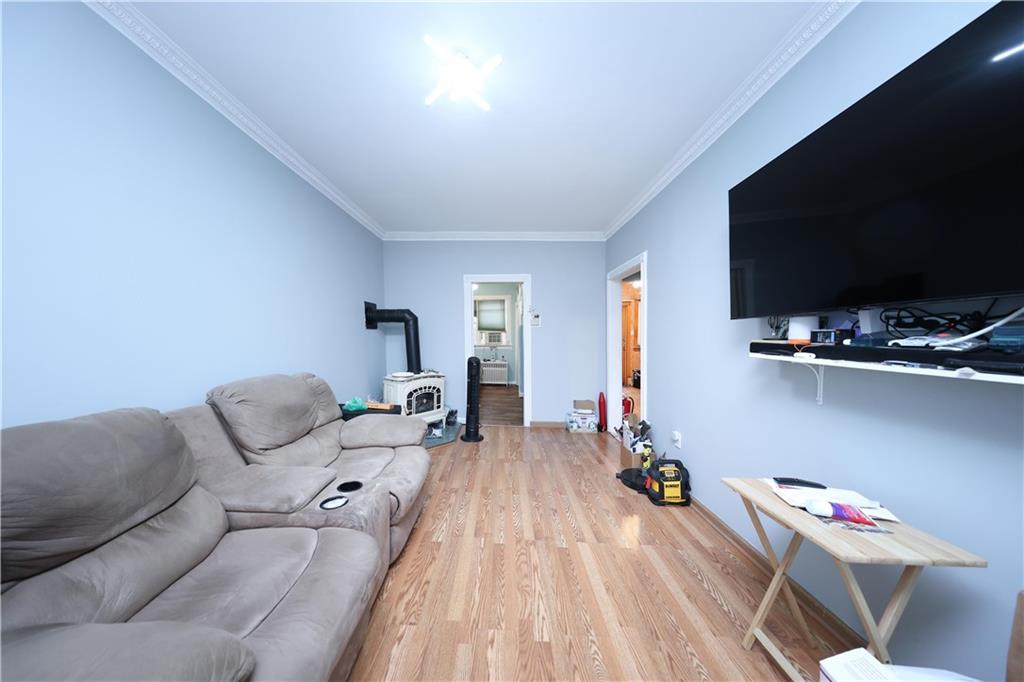 273 Clifton Avenue Rosebank Staten Island NY 10305
