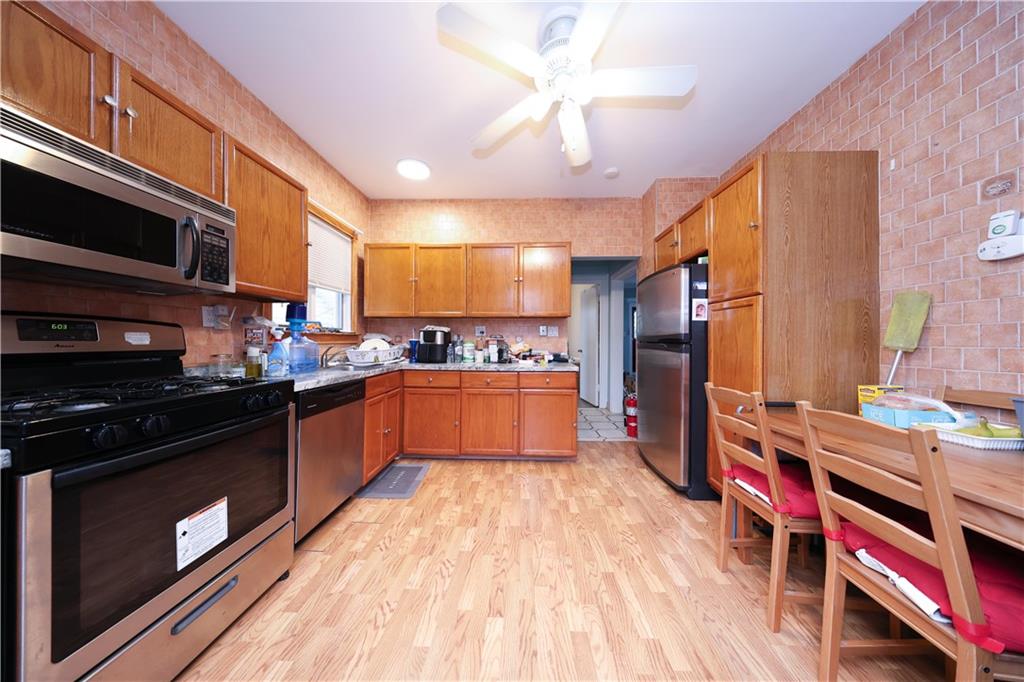 273 Clifton Avenue Rosebank Staten Island NY 10305