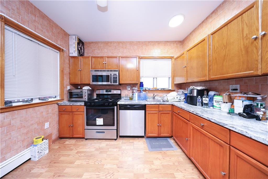 273 Clifton Avenue Rosebank Staten Island NY 10305