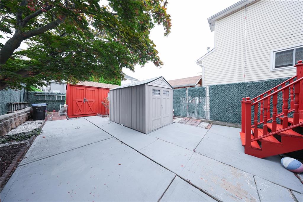 273 Clifton Avenue Rosebank Staten Island NY 10305
