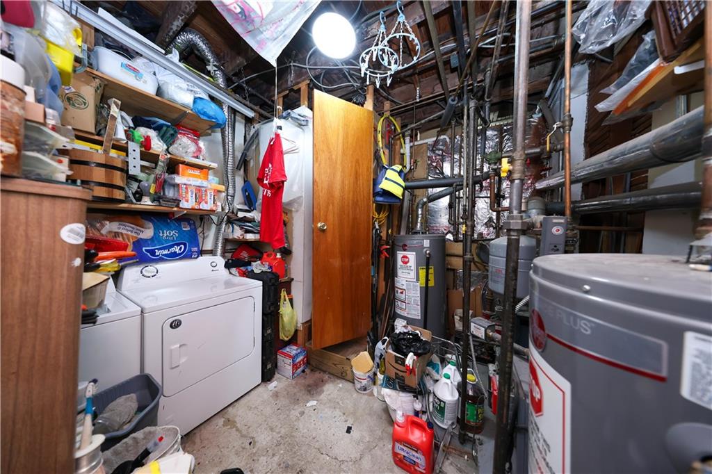 273 Clifton Avenue Rosebank Staten Island NY 10305