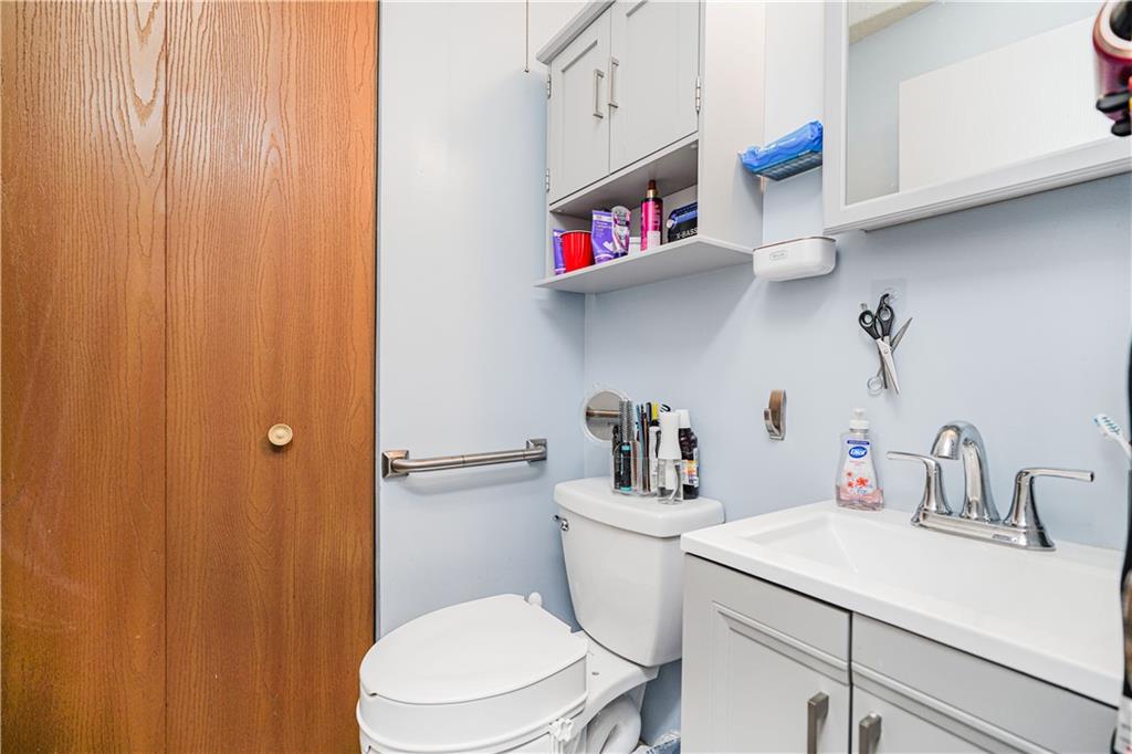 287 Jamie Lane Arden Heights Staten Island NY 10312