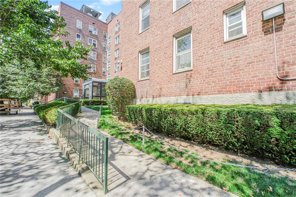 393 Avenue S Gravesend Brooklyn NY 11234