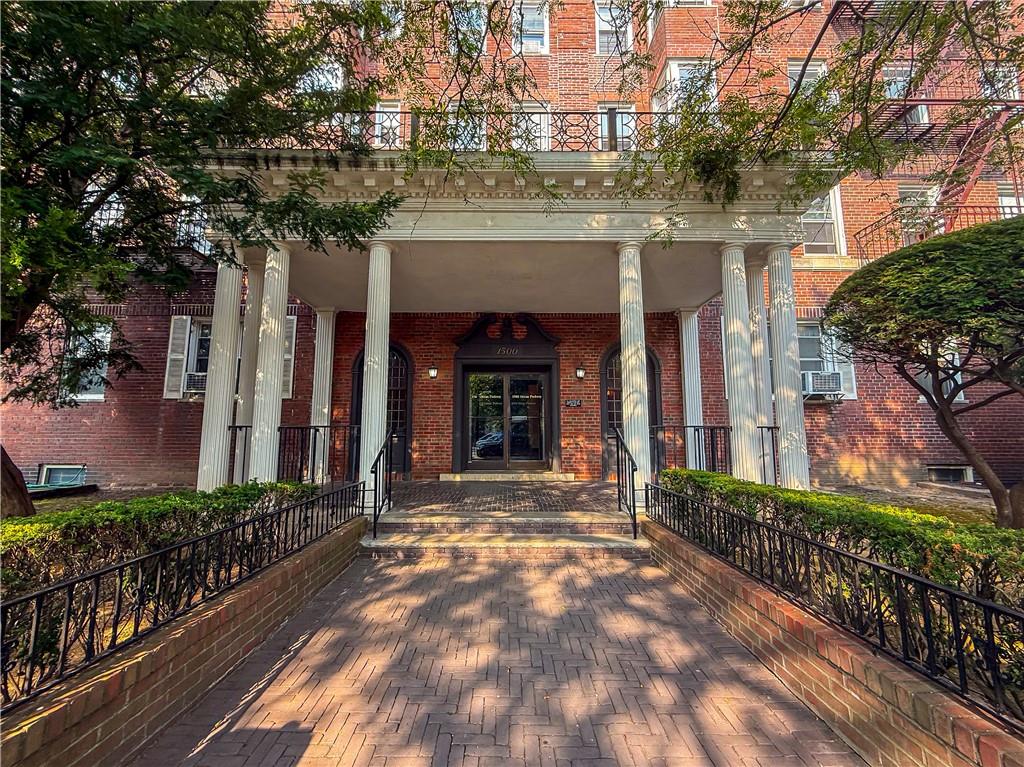 1500 Ocean Parkway Midwood Brooklyn NY 11230