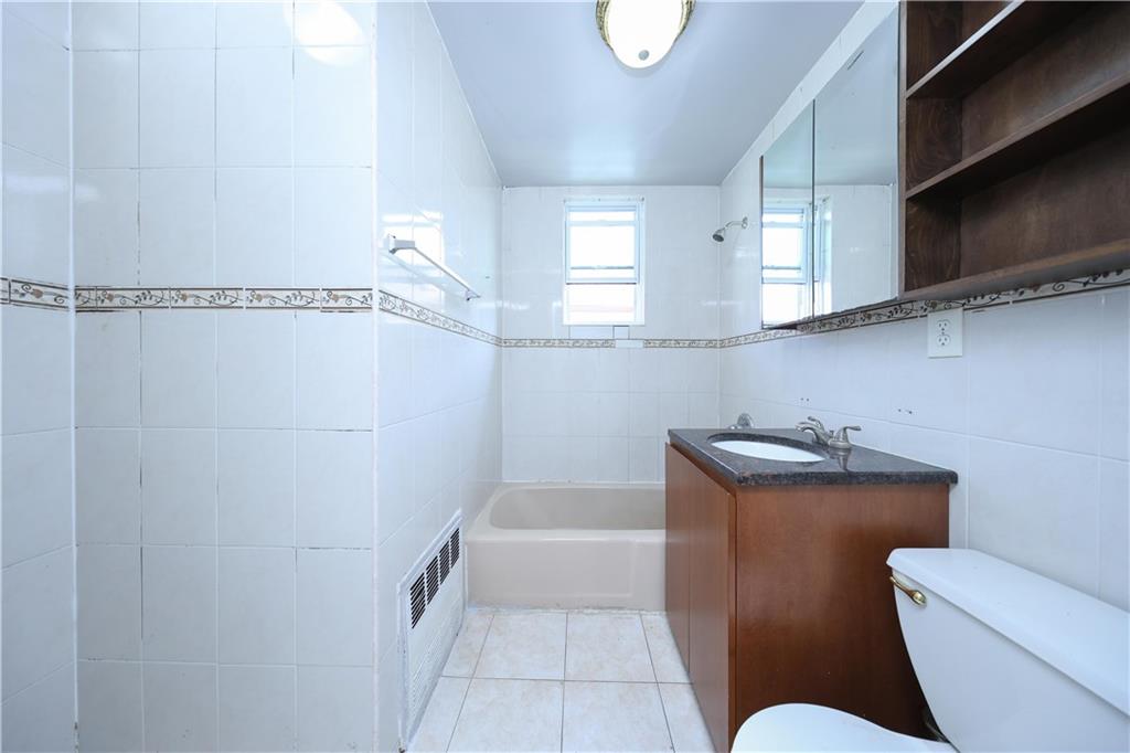 1521 West 10th Street Bensonhurst Brooklyn NY 11204