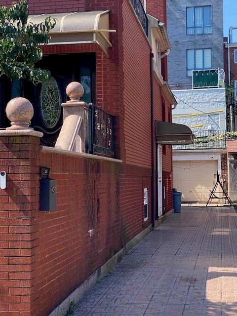 34 Amherst Street Manhattan Beach Brooklyn NY 11235