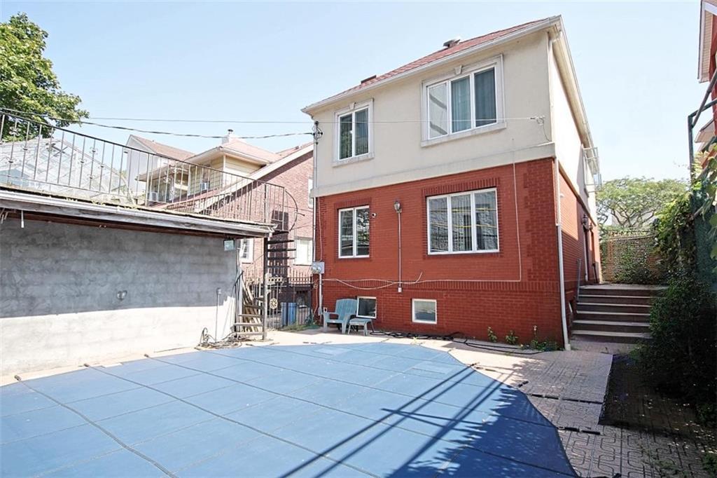 34 Amherst Street Manhattan Beach Brooklyn NY 11235