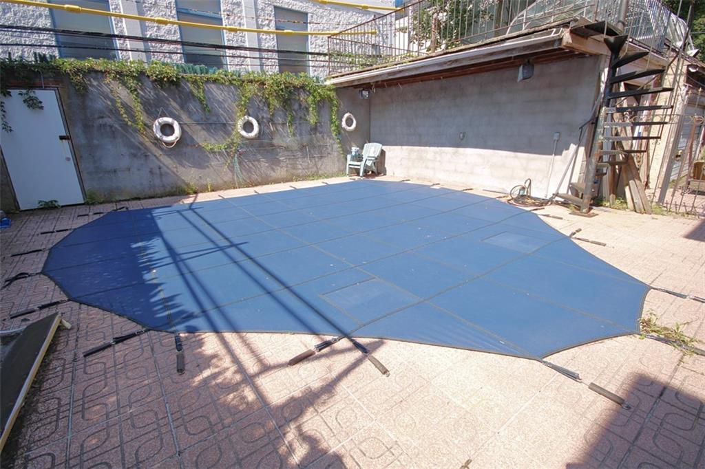 34 Amherst Street Manhattan Beach Brooklyn NY 11235