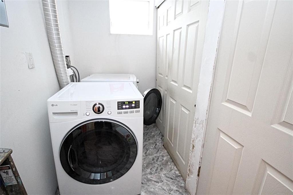 34 Amherst Street Manhattan Beach Brooklyn NY 11235