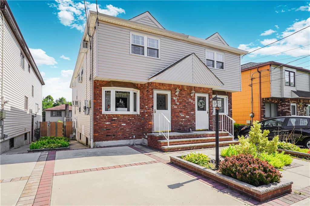 980 Rensselaer Avenue Prince's Bay Staten Island NY 10309
