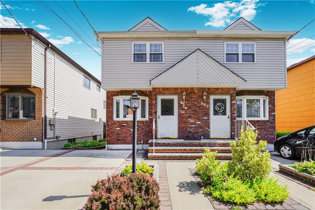 980 Rensselaer Avenue Prince's Bay Staten Island NY 10309