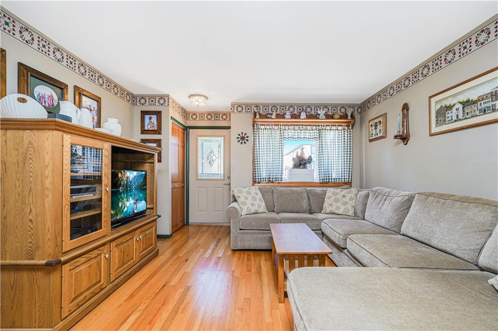 980 Rensselaer Avenue Prince's Bay Staten Island NY 10309