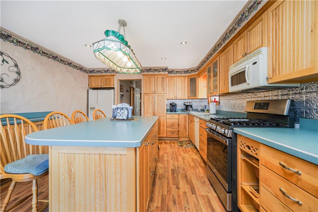 980 Rensselaer Avenue Prince's Bay Staten Island NY 10309
