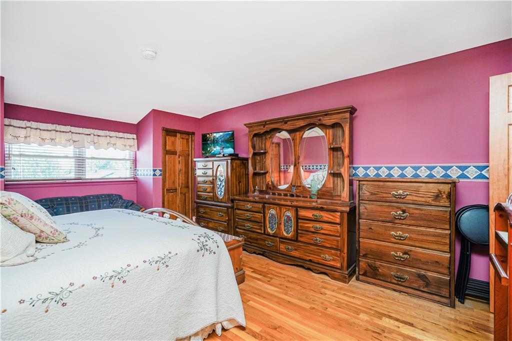 980 Rensselaer Avenue Prince's Bay Staten Island NY 10309