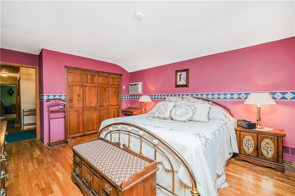 980 Rensselaer Avenue Prince's Bay Staten Island NY 10309