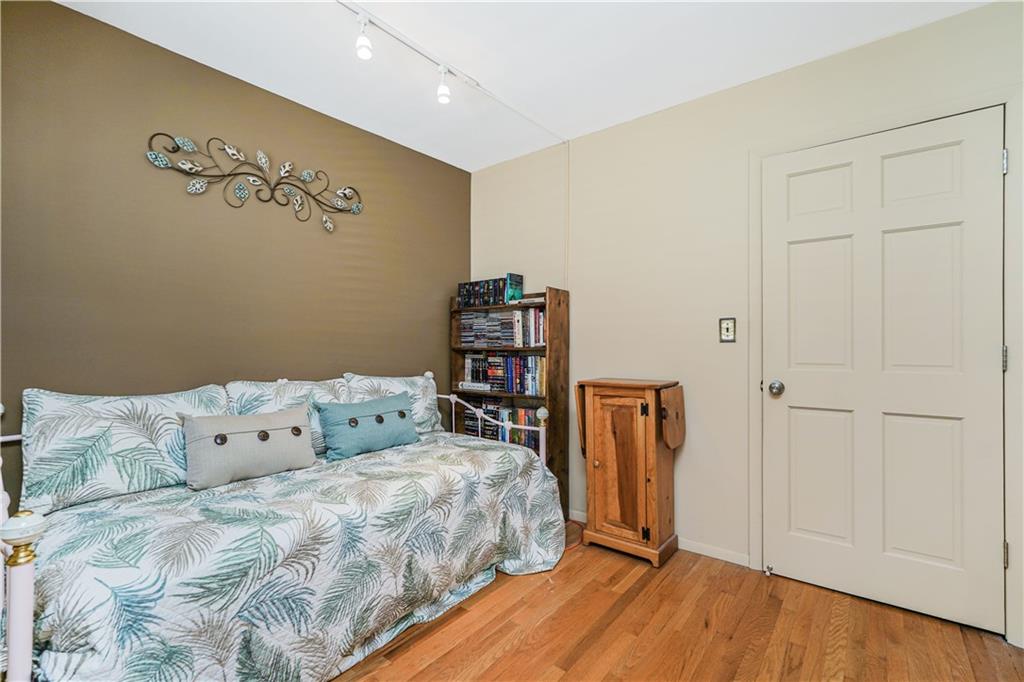 980 Rensselaer Avenue Prince's Bay Staten Island NY 10309