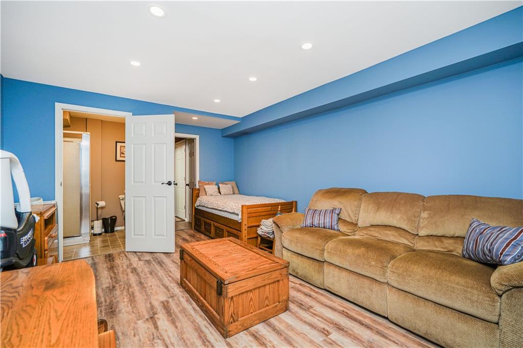 980 Rensselaer Avenue Prince's Bay Staten Island NY 10309