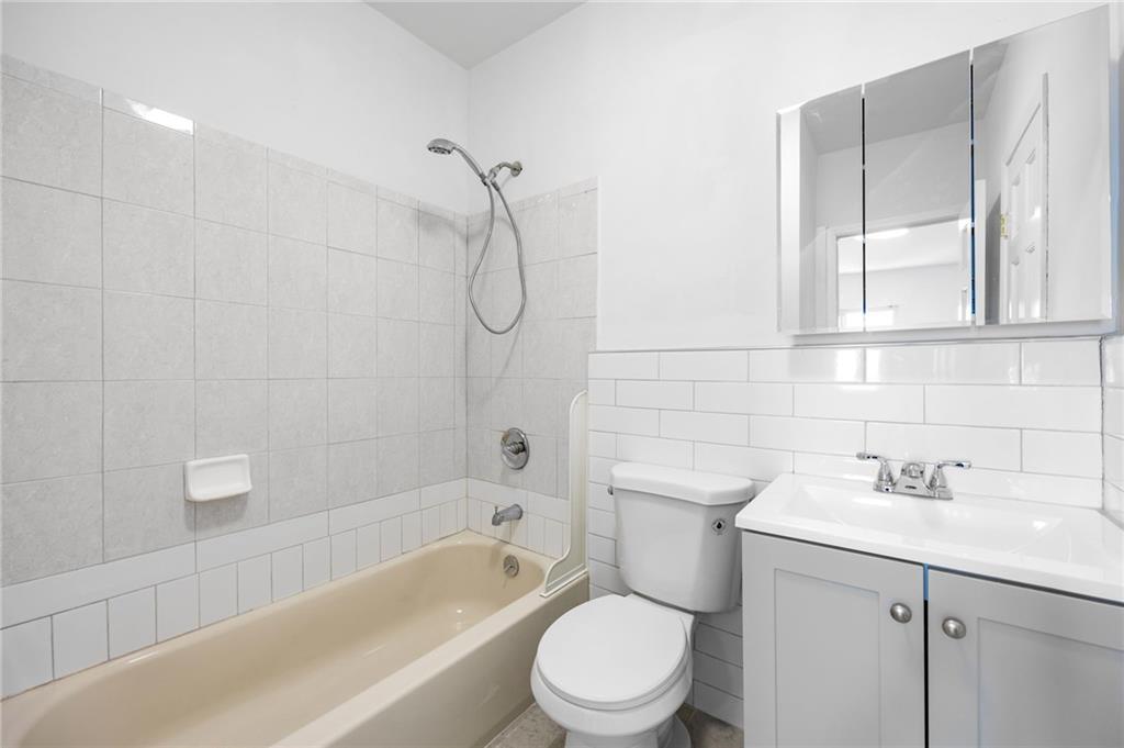 657 Evergreen Avenue Bushwick Brooklyn NY 11207