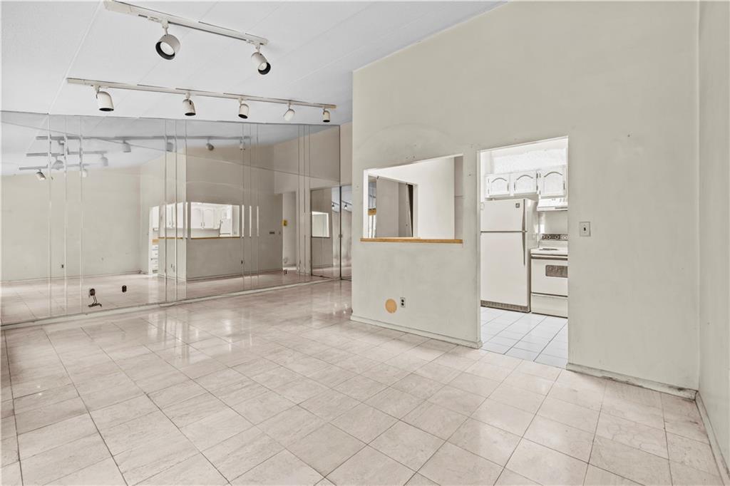 101-16 4th Avenue Bay Ridge Brooklyn NY 11209
