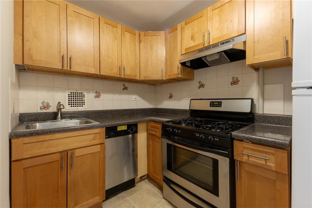 1275 East 51 Street Flatlands Brooklyn NY 11234