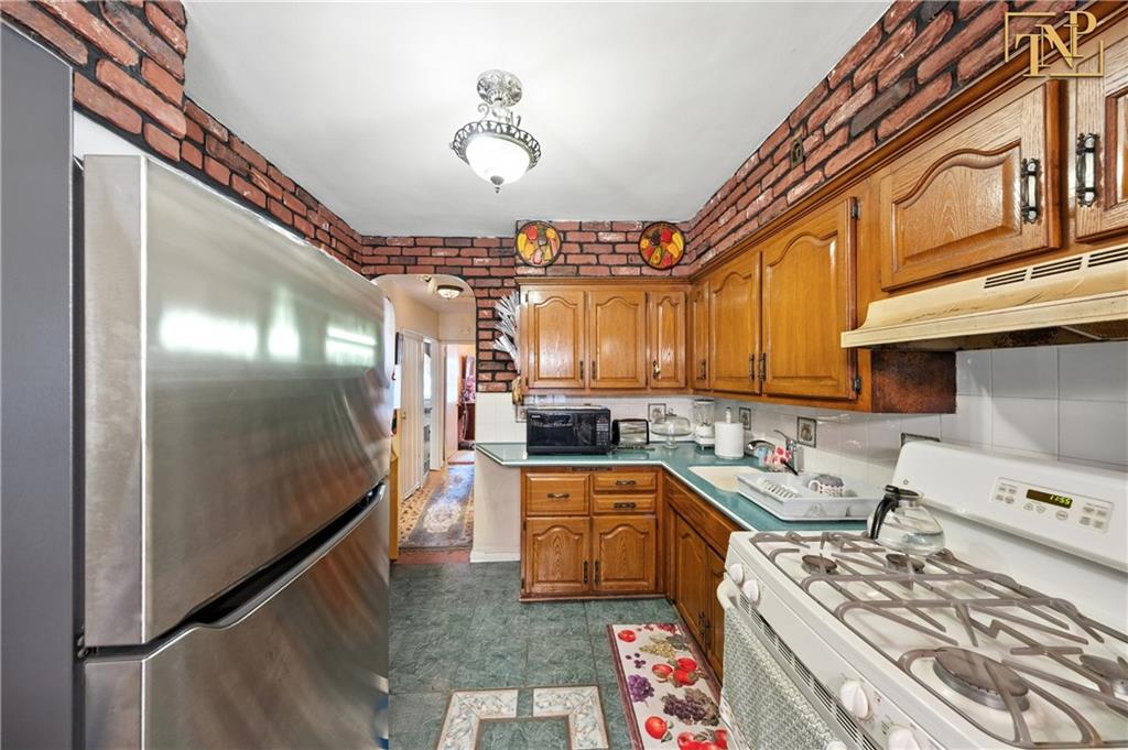 1226 East 51st Street Flatlands Brooklyn NY 11234