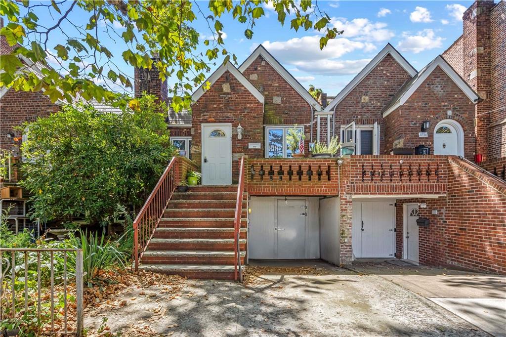 2726 East 27th Street Sheepshead Bay Brooklyn NY 11235