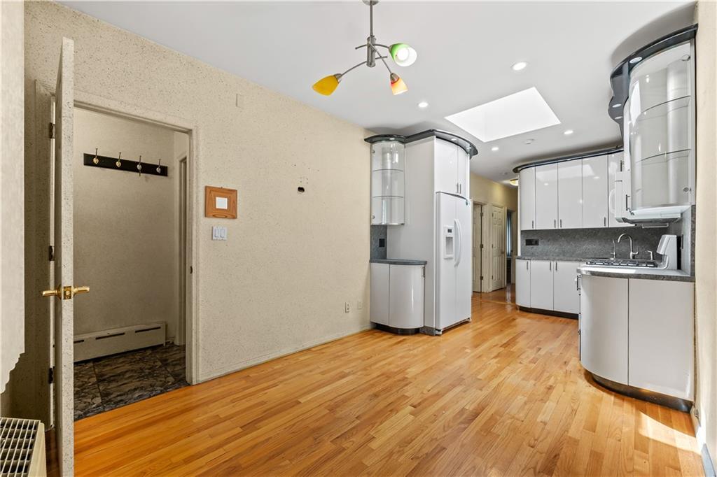 2726 East 27th Street Sheepshead Bay Brooklyn NY 11235