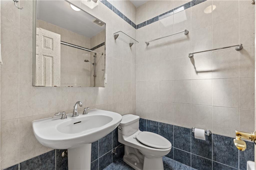 2726 East 27th Street Sheepshead Bay Brooklyn NY 11235