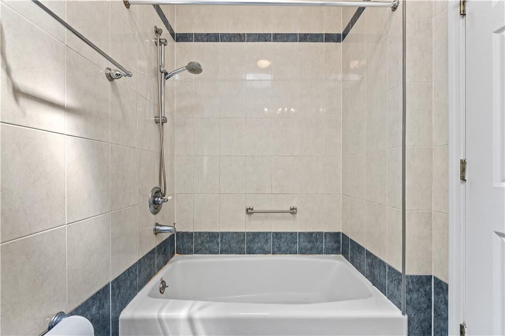 2726 East 27th Street Sheepshead Bay Brooklyn NY 11235