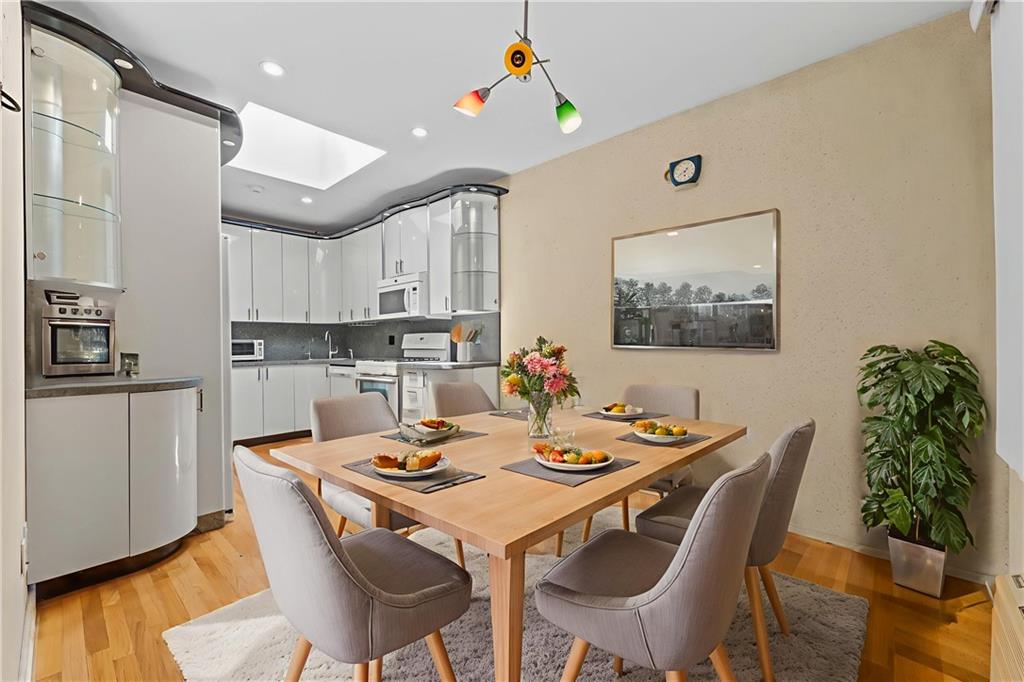 2726 East 27th Street Sheepshead Bay Brooklyn NY 11235