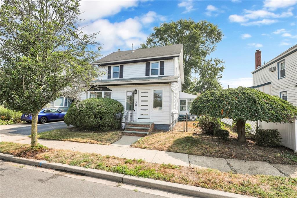 38 Chester Court Out of NYC Oceanside NY 11572