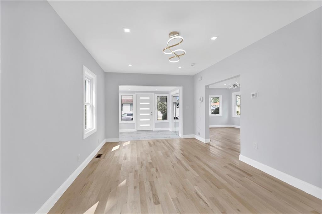 38 Chester Court Out of NYC Oceanside NY 11572