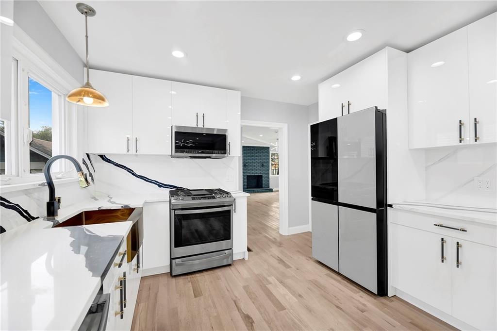 38 Chester Court Out of NYC Oceanside NY 11572