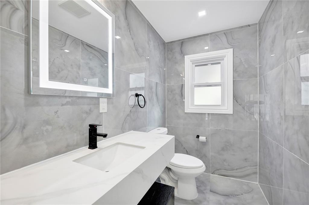 38 Chester Court Out of NYC Oceanside NY 11572