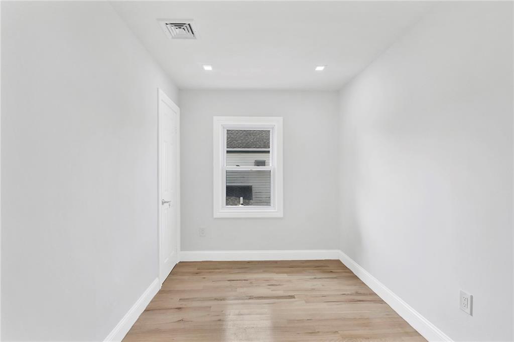 38 Chester Court Out of NYC Oceanside NY 11572