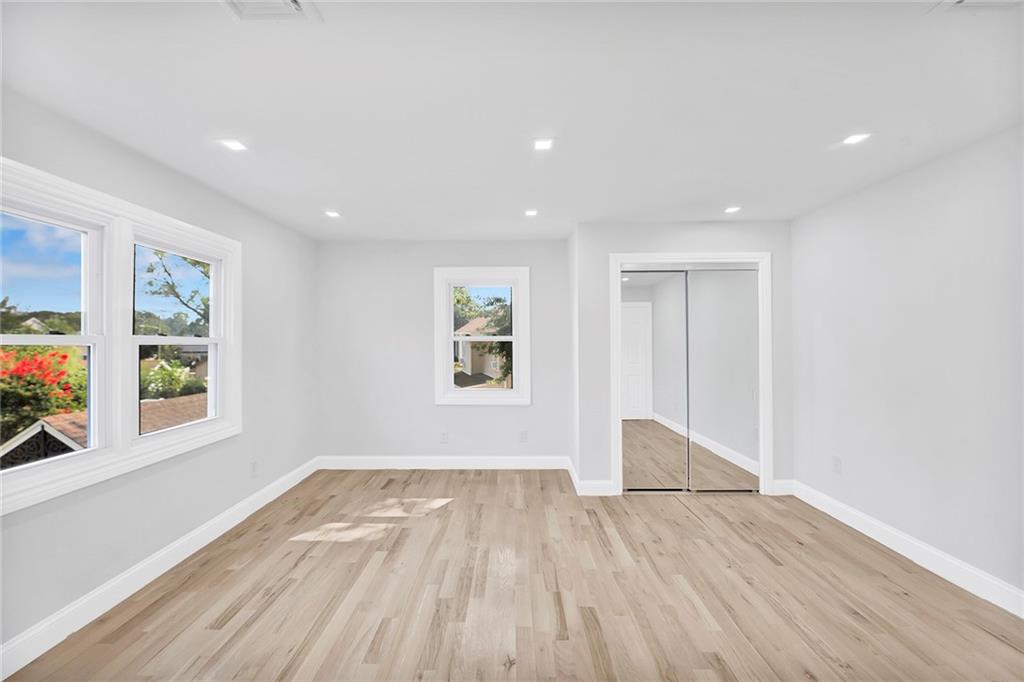 38 Chester Court Out of NYC Oceanside NY 11572