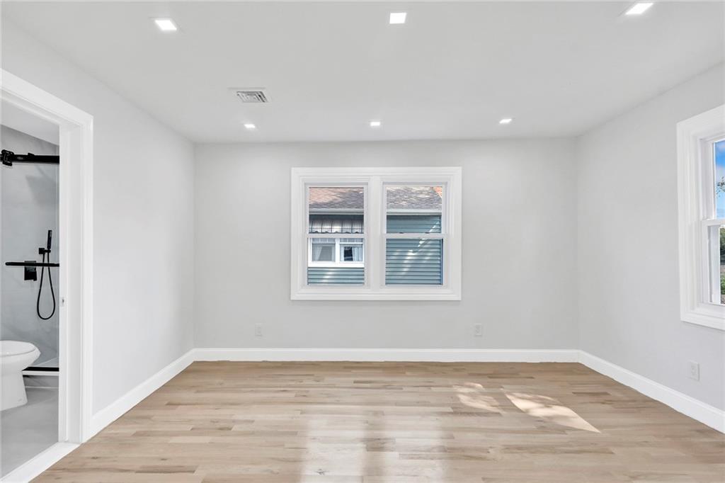 38 Chester Court Out of NYC Oceanside NY 11572